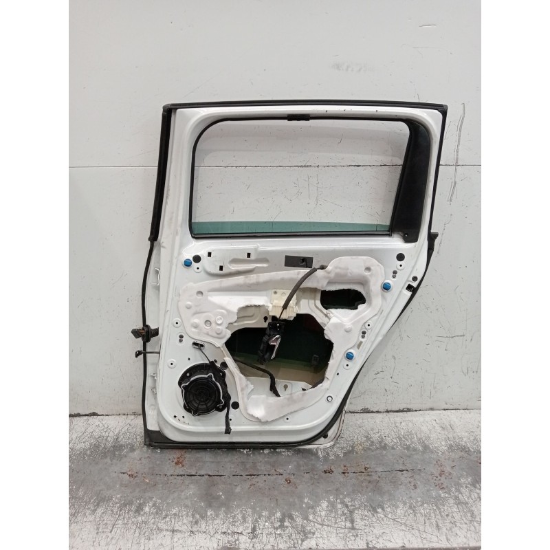 Recambio de puerta trasera derecha para peugeot 5008 (0u_, 0e_) 1.6 bluehdi 120 referencia OEM IAM  5P 