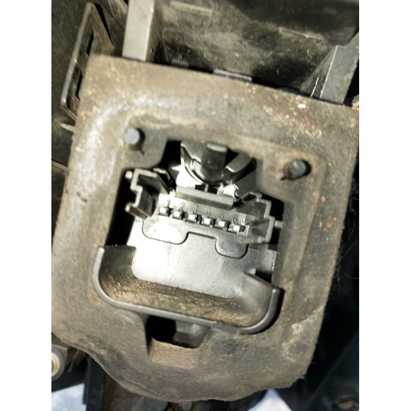 Recambio de piloto trasero izquierdo para renault grand scénic ii (jm0/1_) 1.9 dci (jm14) referencia OEM IAM   
