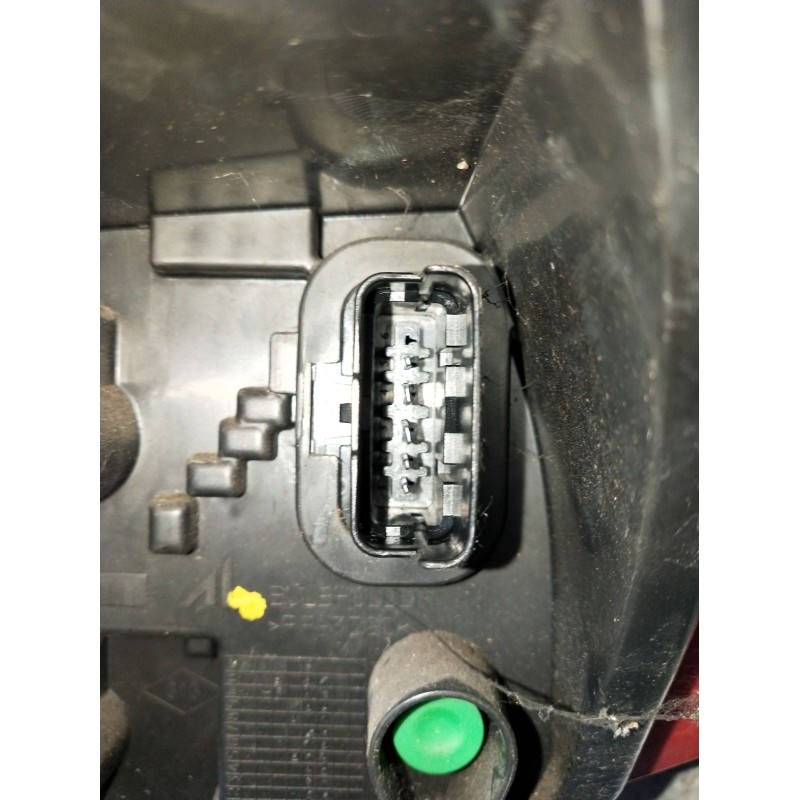 Recambio de piloto trasero izquierdo para renault clio iii (br0/1, cr0/1) 1.2 16v (br02, br0j, br11, cr02, cr0j, cr11) referenci
