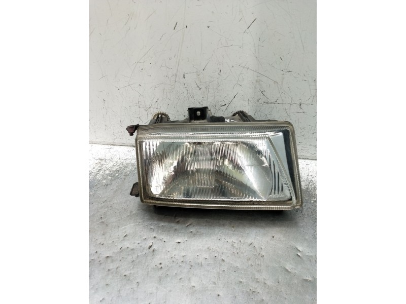 Recambio de faro derecho para seat ibiza ii (6k1) 1.4 i referencia OEM IAM   1993