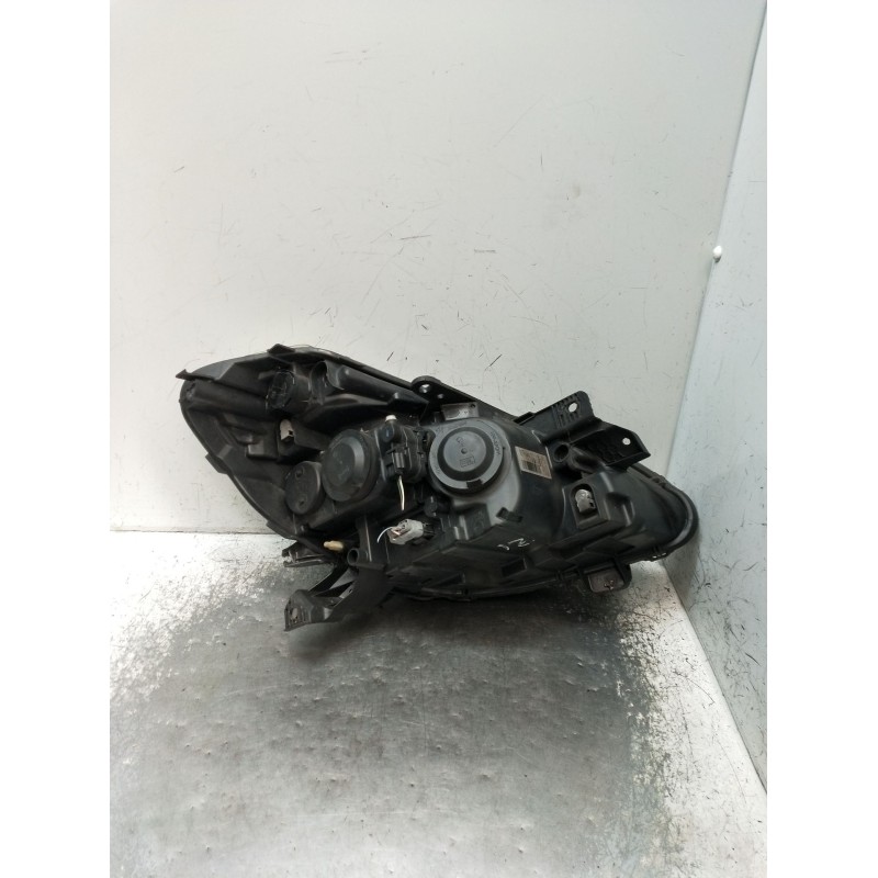 Recambio de faro izquierdo para renault clio iii (br0/1, cr0/1) 1.2 16v (br02, br0j, br11, cr02, cr0j, cr11) referencia OEM IAM 
