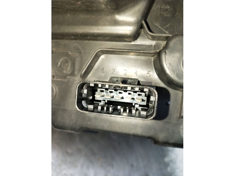 Recambio de faro izquierdo para renault clio iii (br0/1, cr0/1) 1.2 16v (br02, br0j, br11, cr02, cr0j, cr11) referencia OEM IAM 