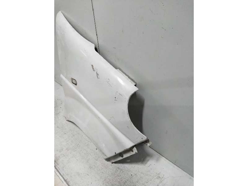 Recambio de aleta delantera derecha para opel vivaro 1.9 cdti cat (f9q-760 / l08) referencia OEM IAM   