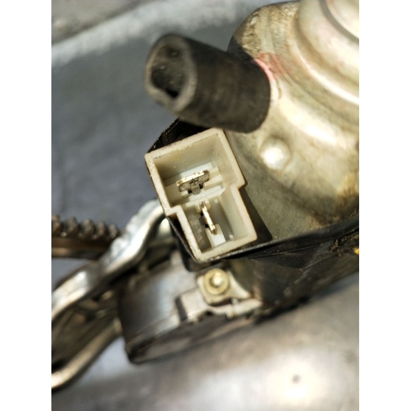 Recambio de elevalunas delantero derecho para opel ascona c (j82) 2.0 i cat (f11, m11, f68, m68) referencia OEM IAM  4P 1986
