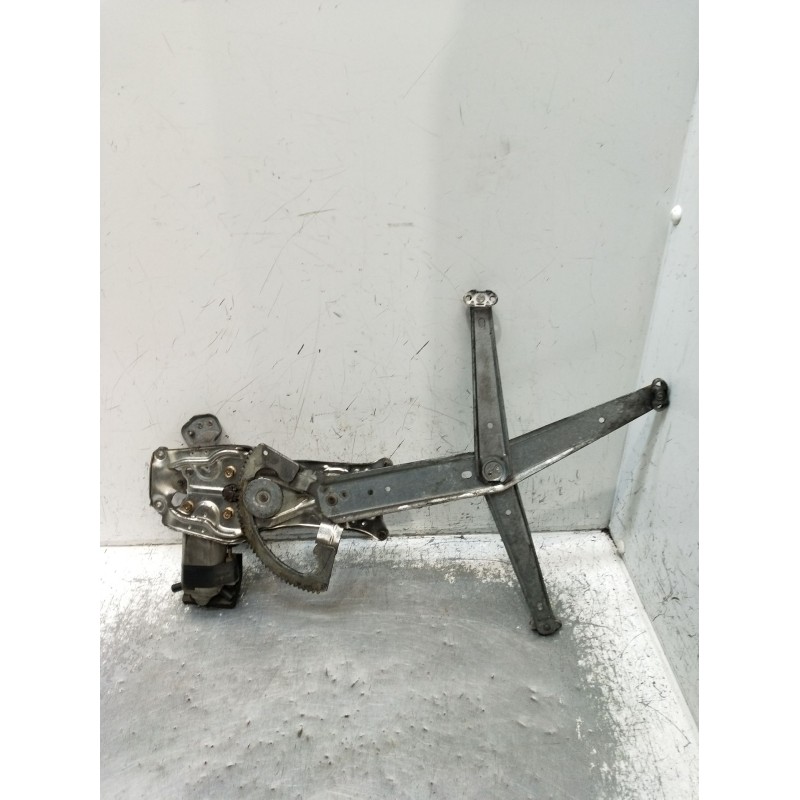 Recambio de elevalunas delantero izquierdo para opel ascona c (j82) 2.0 i cat (f11, m11, f68, m68) referencia OEM IAM   
