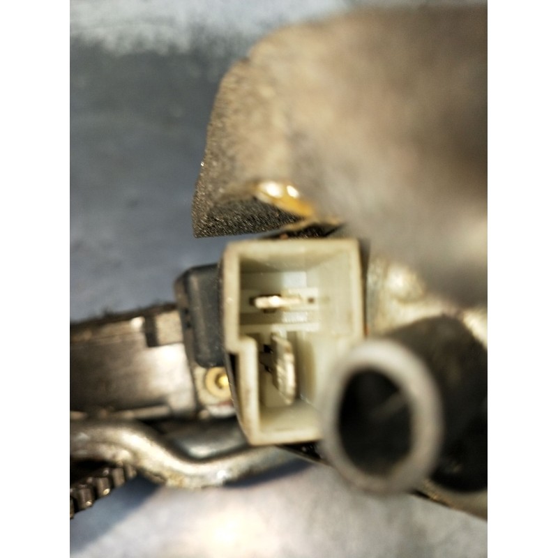 Recambio de elevalunas delantero izquierdo para opel ascona c (j82) 2.0 i cat (f11, m11, f68, m68) referencia OEM IAM   