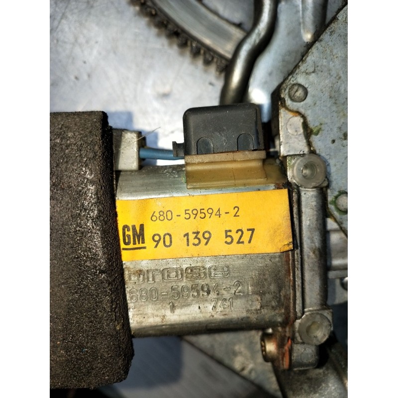 Recambio de elevalunas delantero izquierdo para opel ascona c (j82) 2.0 i cat (f11, m11, f68, m68) referencia OEM IAM   