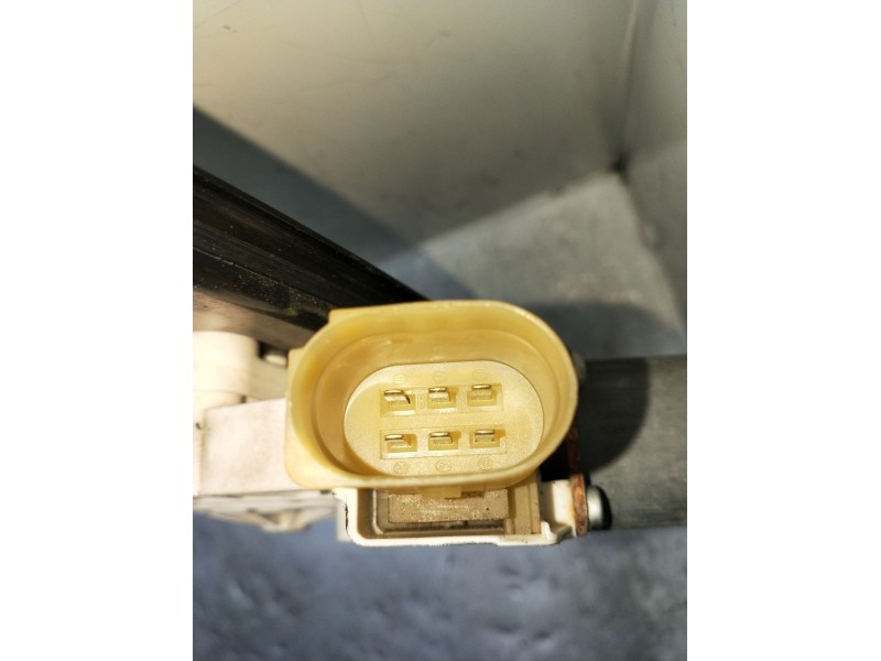 Recambio de elevalunas delantero izquierdo para bmw 3 (e90) 318 d referencia OEM IAM  4P 2008