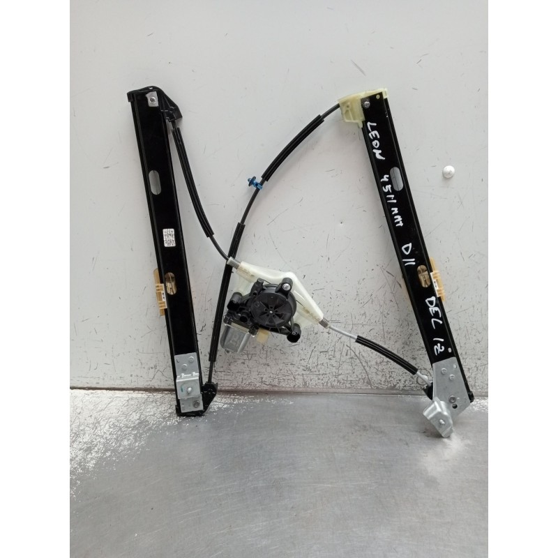 Recambio de elevalunas delantero izquierdo para seat leon (kl1, klg) 1.5 tsi referencia OEM IAM 5Q0959801C 5P. 0130822077 