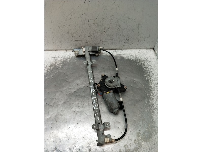 Recambio de elevalunas delantero izquierdo para nissan primera (p10) 1.6 referencia OEM IAM  4P 