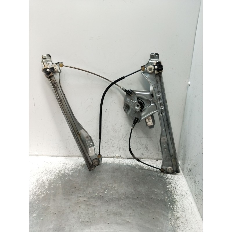 Recambio de elevalunas delantero derecho para renault clio iii (br0/1, cr0/1) 1.2 16v (br02, br0j, br11, cr02, cr0j, cr11) refer