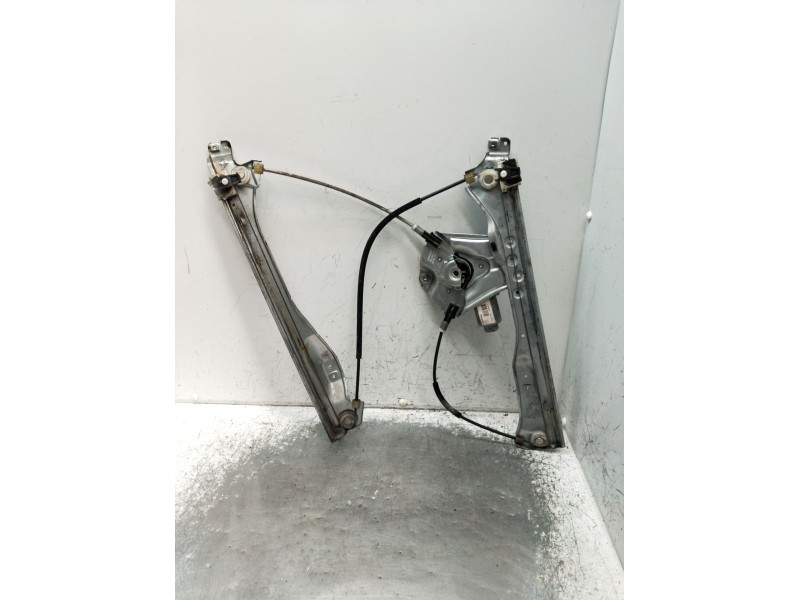 Recambio de elevalunas delantero derecho para renault clio iii (br0/1, cr0/1) 1.2 16v (br02, br0j, br11, cr02, cr0j, cr11) refer