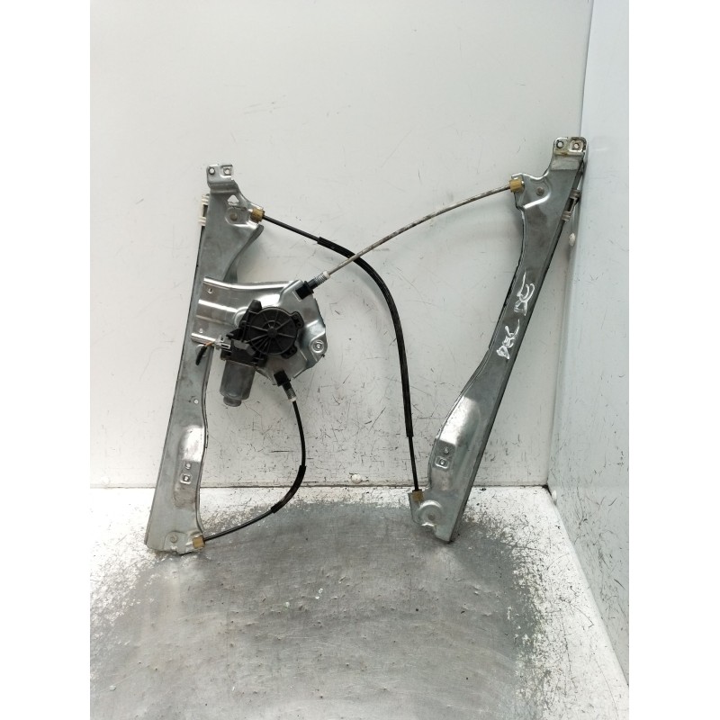 Recambio de elevalunas delantero derecho para renault clio iii (br0/1, cr0/1) 1.2 16v (br02, br0j, br11, cr02, cr0j, cr11) refer