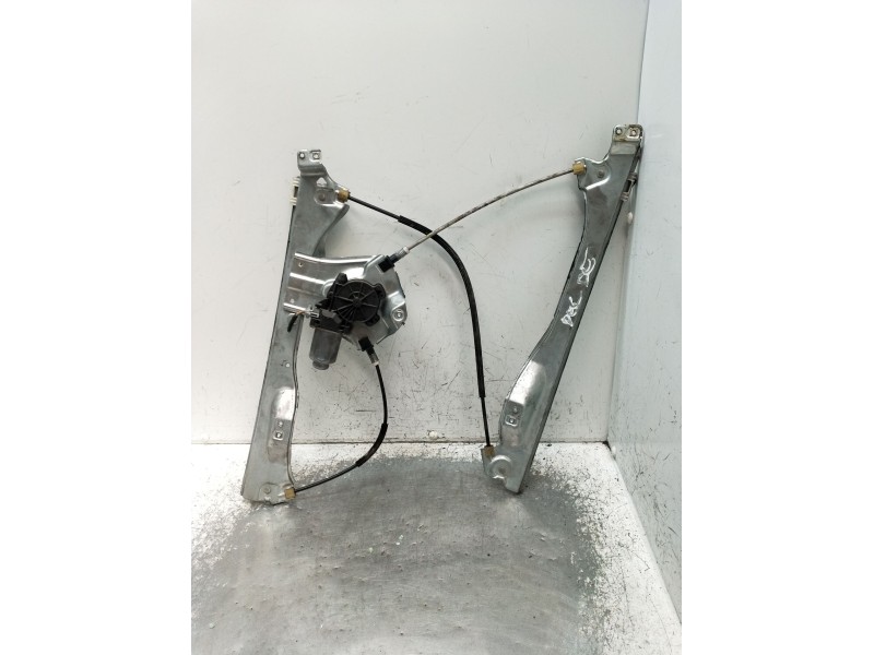 Recambio de elevalunas delantero derecho para renault clio iii (br0/1, cr0/1) 1.2 16v (br02, br0j, br11, cr02, cr0j, cr11) refer