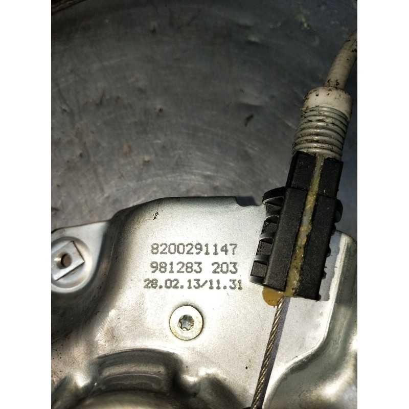 Recambio de elevalunas delantero derecho para renault clio iii (br0/1, cr0/1) 1.2 16v (br02, br0j, br11, cr02, cr0j, cr11) refer
