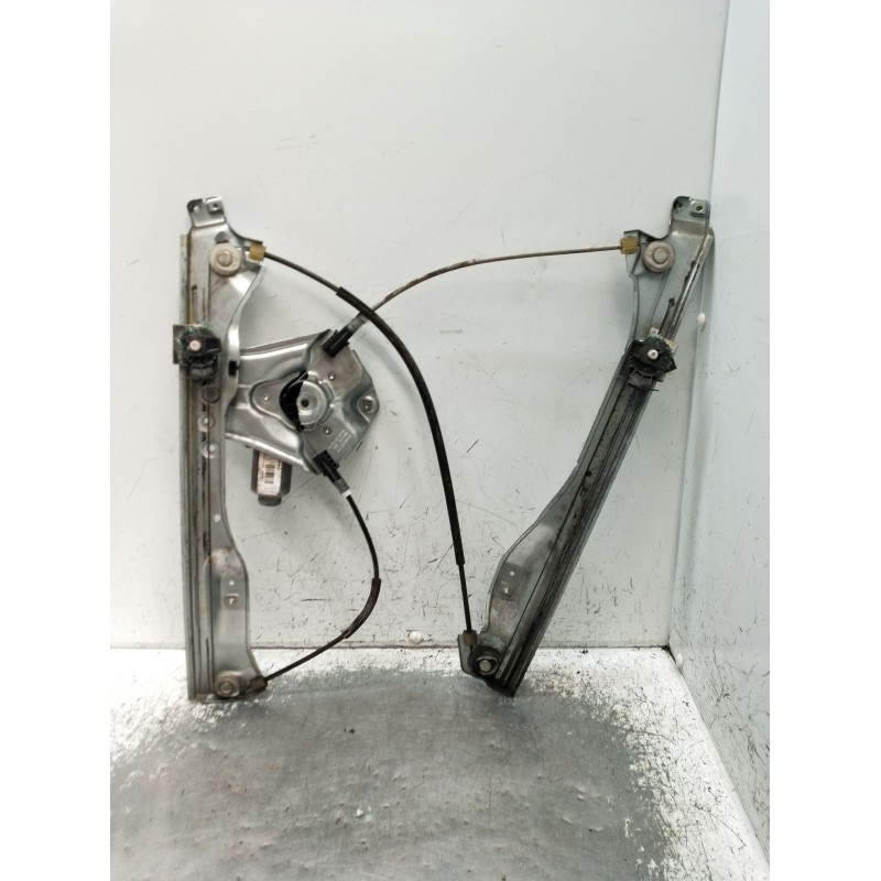 Recambio de elevalunas delantero izquierdo para renault clio iii (br0/1, cr0/1) 1.2 16v (br02, br0j, br11, cr02, cr0j, cr11) ref