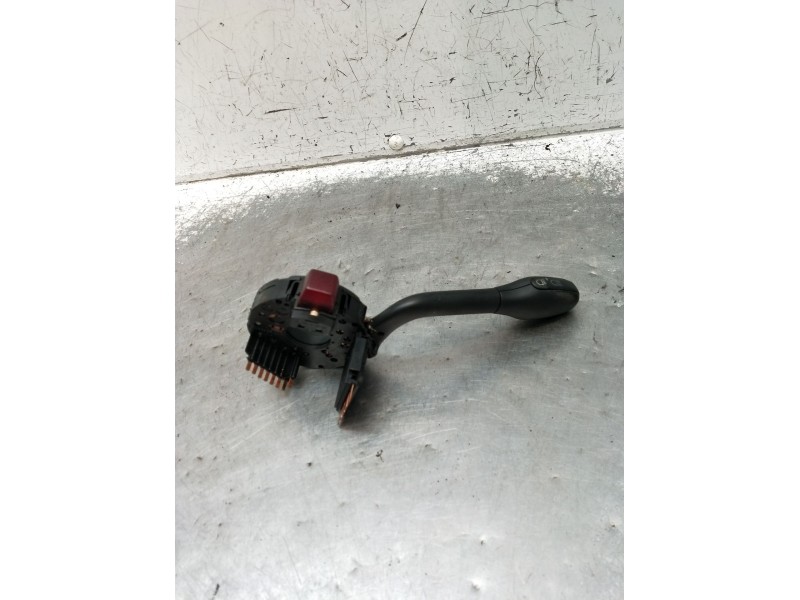 Recambio de mando luces para seat ibiza ii (6k1) 1.4 i referencia OEM IAM   1993