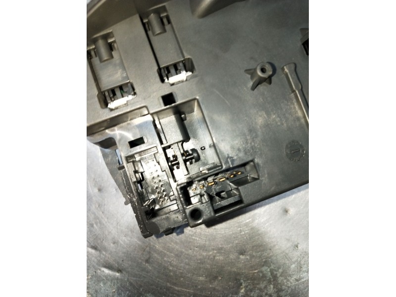 Recambio de mando limpia para renault clio iii (br0/1, cr0/1) 1.2 16v (br02, br0j, br11, cr02, cr0j, cr11) referencia OEM IAM 88
