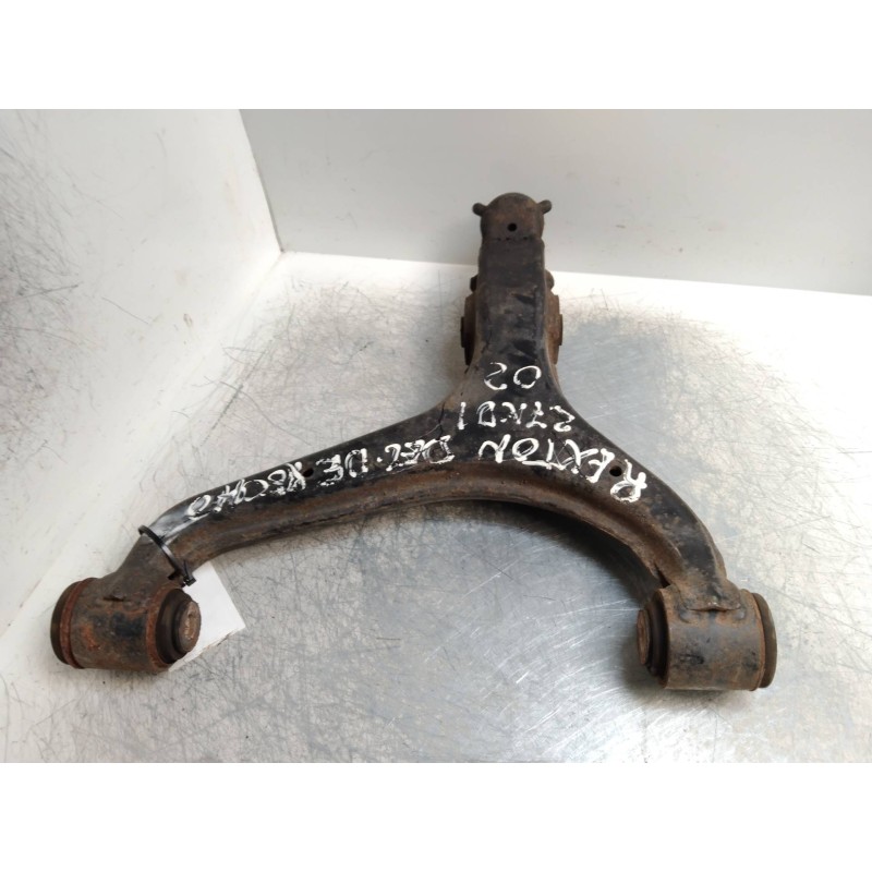Recambio de brazo suspension inferior delantero derecho para ssangyong rexton rx 270 plus / 270 xdi plus referencia OEM IAM   