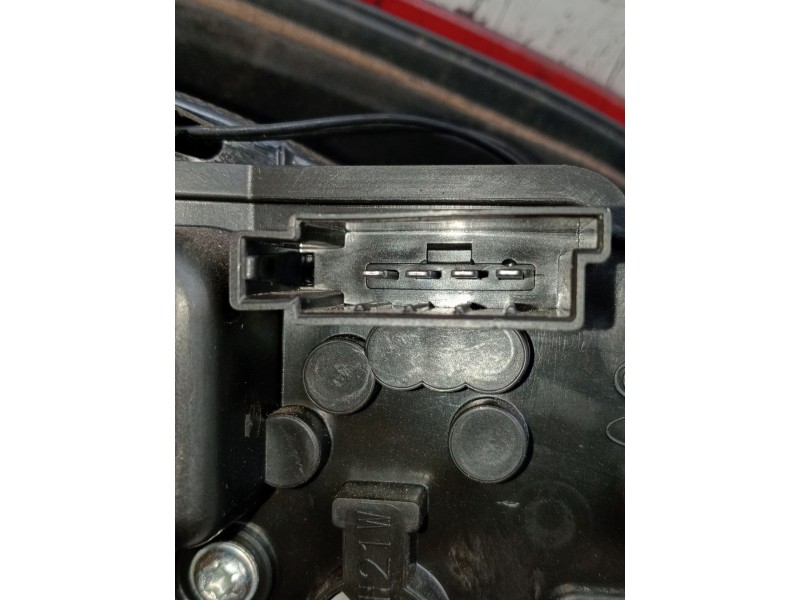 Recambio de piloto trasero derecho interior para ford s-max (ca1) 2.0 tdci cat referencia OEM IAM AM2113A602AF  