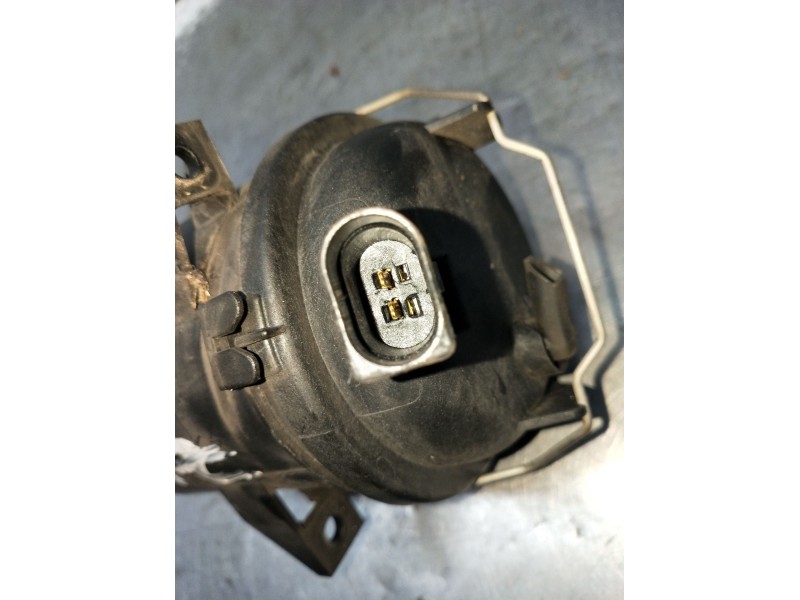 Recambio de faro antiniebla izquierdo para seat altea (5p1) 1.9 tdi referencia OEM IAM   2004