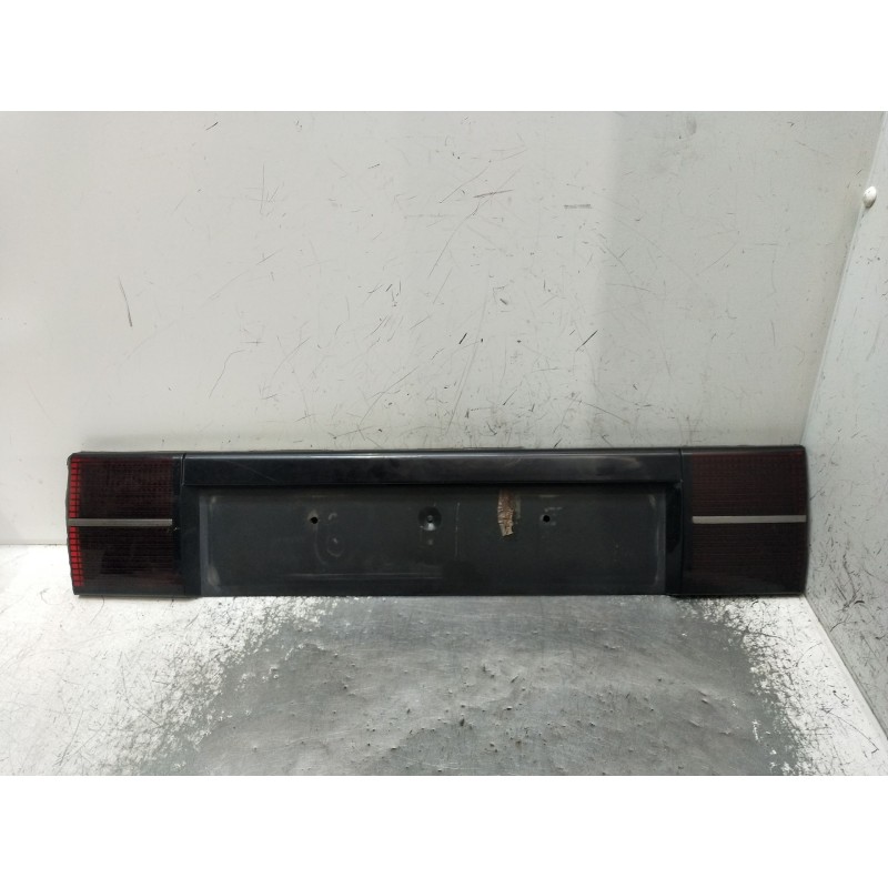 Recambio de portamatriculas para opel ascona c (j82) 2.0 i cat (f11, m11, f68, m68) referencia OEM IAM   1986