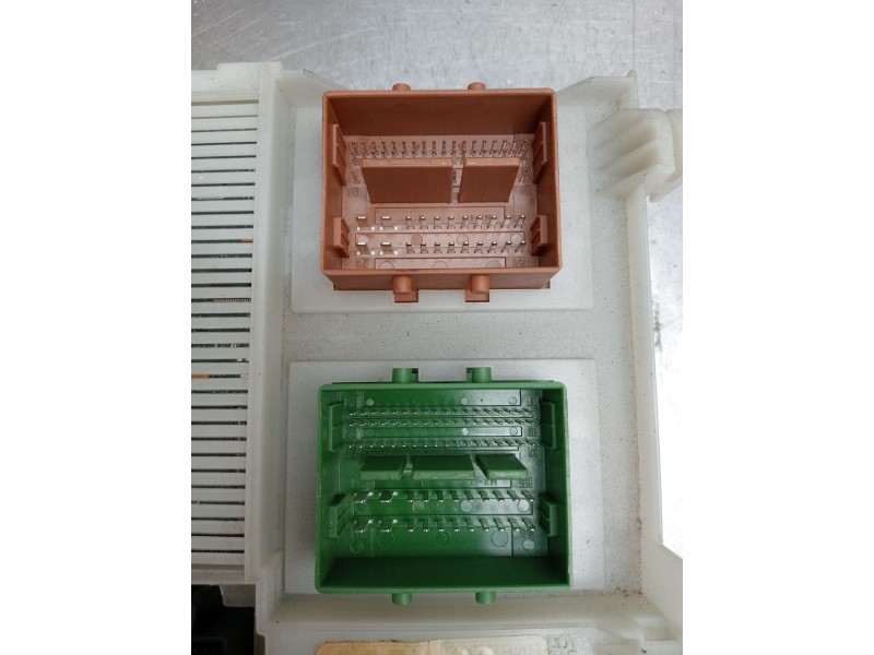 Recambio de caja reles / fusibles para ford s-max (ca1) 2.0 tdci cat referencia OEM IAM BG9T14A073CK 3659AF01125TP 2010