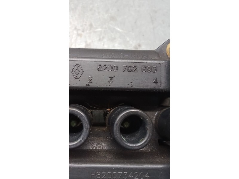 Recambio de bobina encendido para renault clio iii (br0/1, cr0/1) 1.2 16v (br02, br0j, br11, cr02, cr0j, cr11) referencia OEM IA