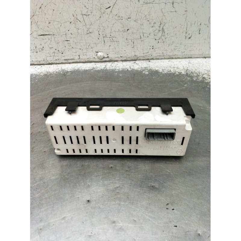 Recambio de pantalla multifuncion para renault koleos i (hy_) 2.0 dci (hy0k) referencia OEM IAM 28091JY20A  2008