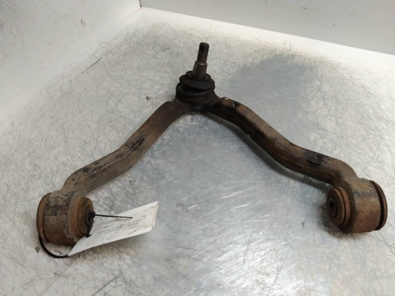 Recambio de brazo suspension superior delantero derecho para ssangyong rexton rx 270 plus / 270 xdi plus referencia OEM IAM   