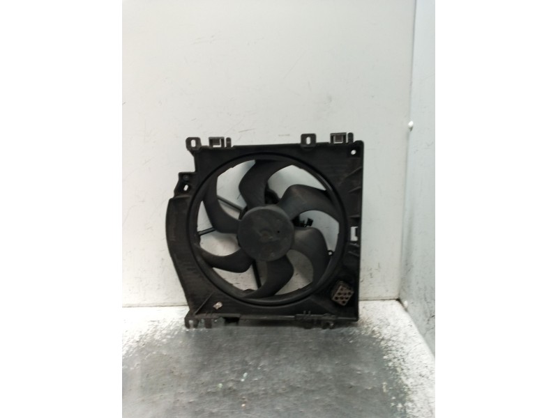Recambio de electroventilador para renault clio iii (br0/1, cr0/1) 1.2 16v (br02, br0j, br11, cr02, cr0j, cr11) referencia OEM I