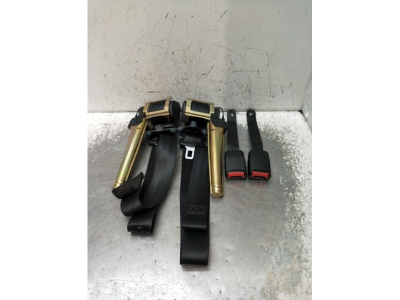 Recambio de juego cinturones delantero para seat ibiza ii (6k1) 1.4 i referencia OEM IAM  3P 1993