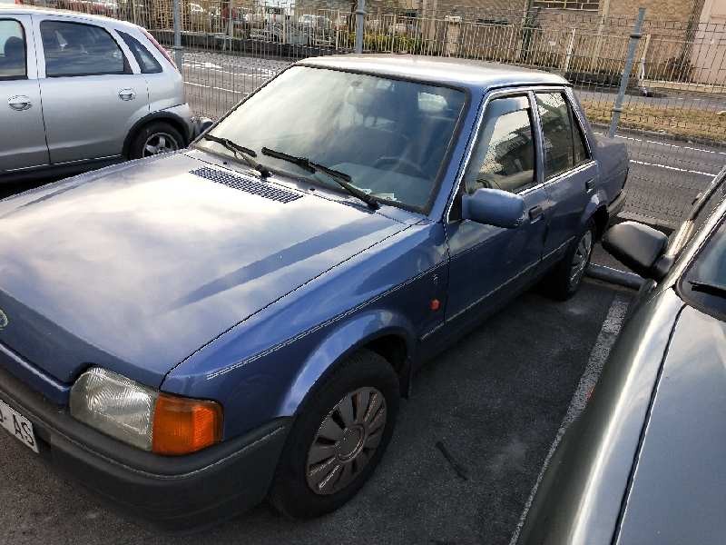 ford orion del año 1988