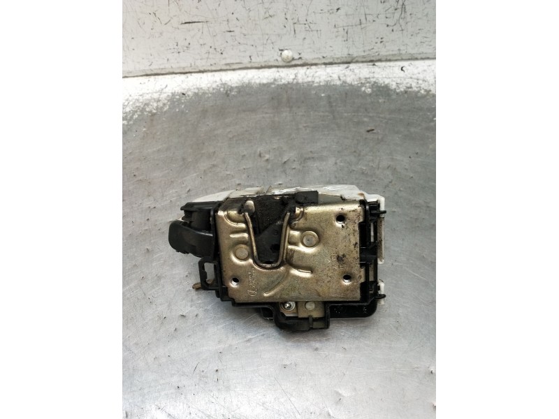 Recambio de motor cierre centralizado delantero izquierdo para seat ibiza ii (6k1) 1.4 i referencia OEM IAM  3P 1993