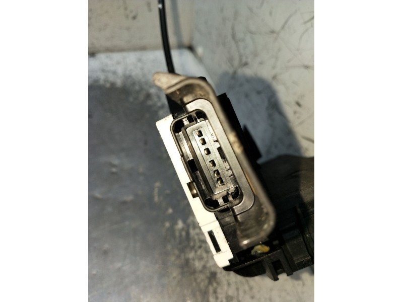 Recambio de motor cierre centralizado delantero izquierdo para citroën c4 grand picasso i (ua_) 1.6 hdi referencia OEM IAM  5P 2