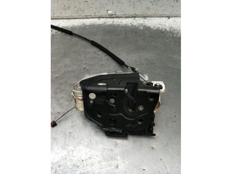 Recambio de motor cierre centralizado delantero izquierdo para seat altea (5p1) 1.9 tdi referencia OEM IAM  5P 2004