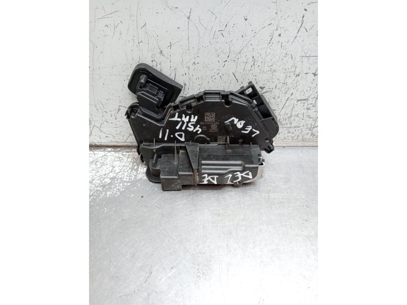 Recambio de motor cierre centralizado delantero derecho para seat leon (kl1, klg) 1.5 tsi referencia OEM IAM B6E5TB837016E 5P A0