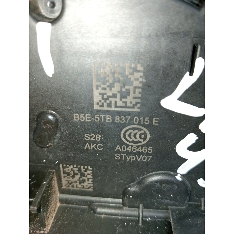 Recambio de motor cierre centralizado delantero izquierdo para seat leon (kl1, klg) 1.5 tsi referencia OEM IAM B5E5TB837015E 5P.