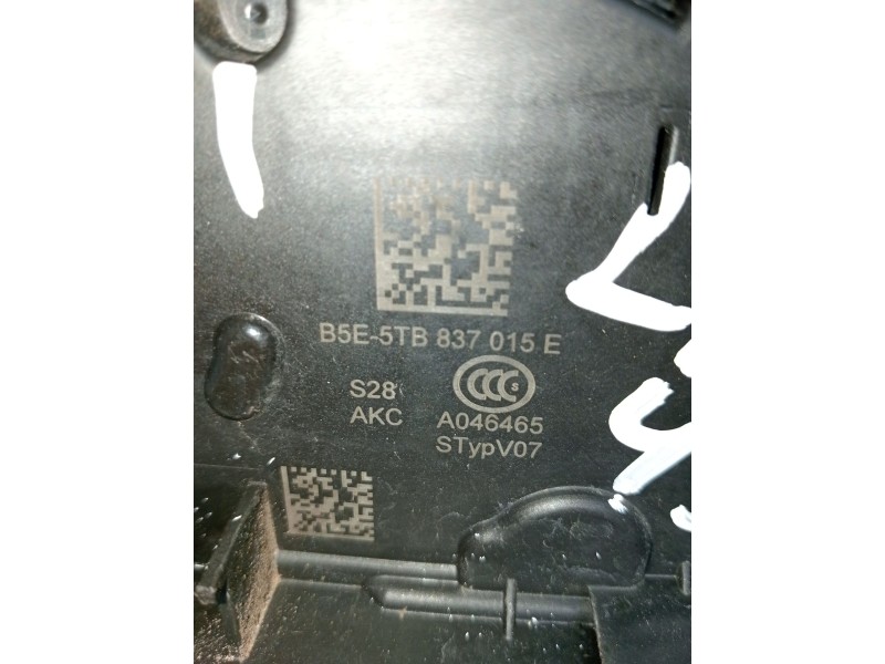 Recambio de motor cierre centralizado delantero izquierdo para seat leon (kl1, klg) 1.5 tsi referencia OEM IAM B5E5TB837015E 5P.