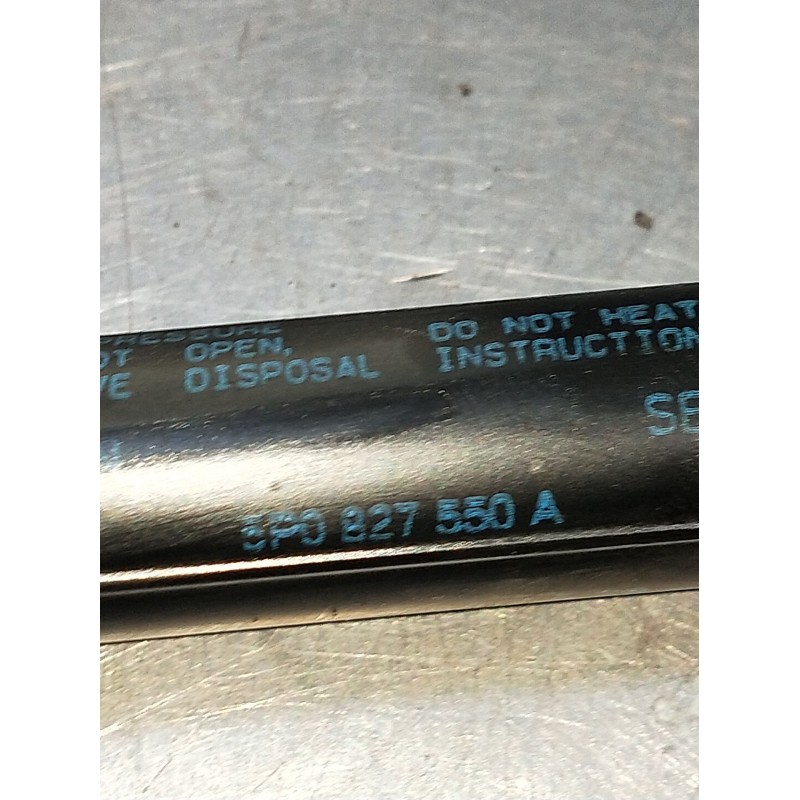 Recambio de amortiguadores maletero / porton para seat altea (5p1) 1.9 tdi referencia OEM IAM 5P0827550A  2004