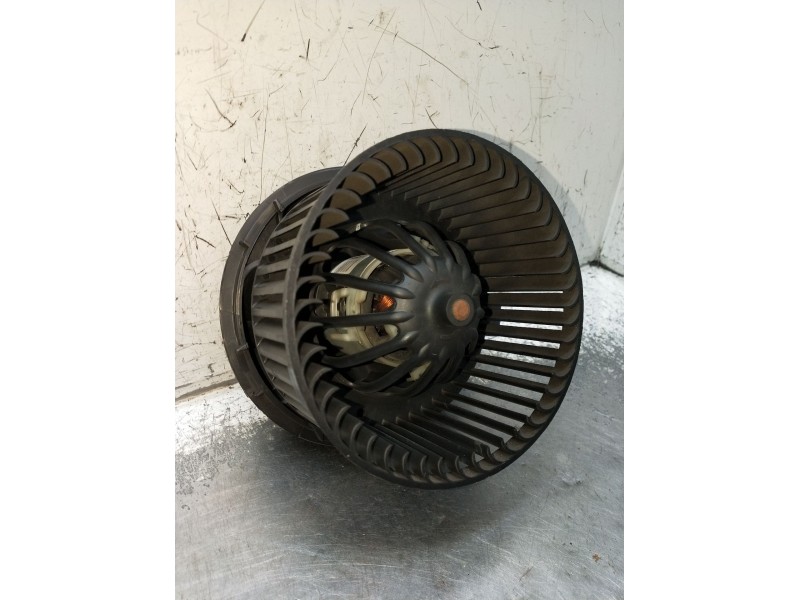 Recambio de motor calefaccion para renault clio iii (br0/1, cr0/1) 1.2 16v (br02, br0j, br11, cr02, cr0j, cr11) referencia OEM I