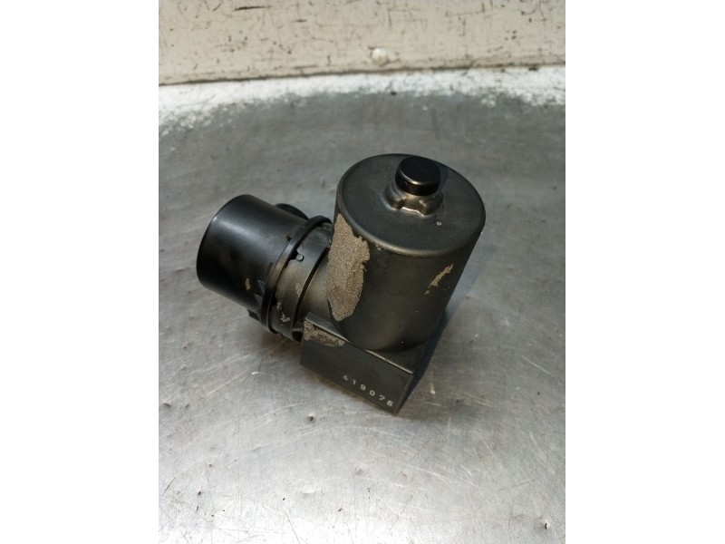 Recambio de compresor cierre centralizado para seat ibiza ii (6k1) 1.4 i referencia OEM IAM 1L0862257A  1993