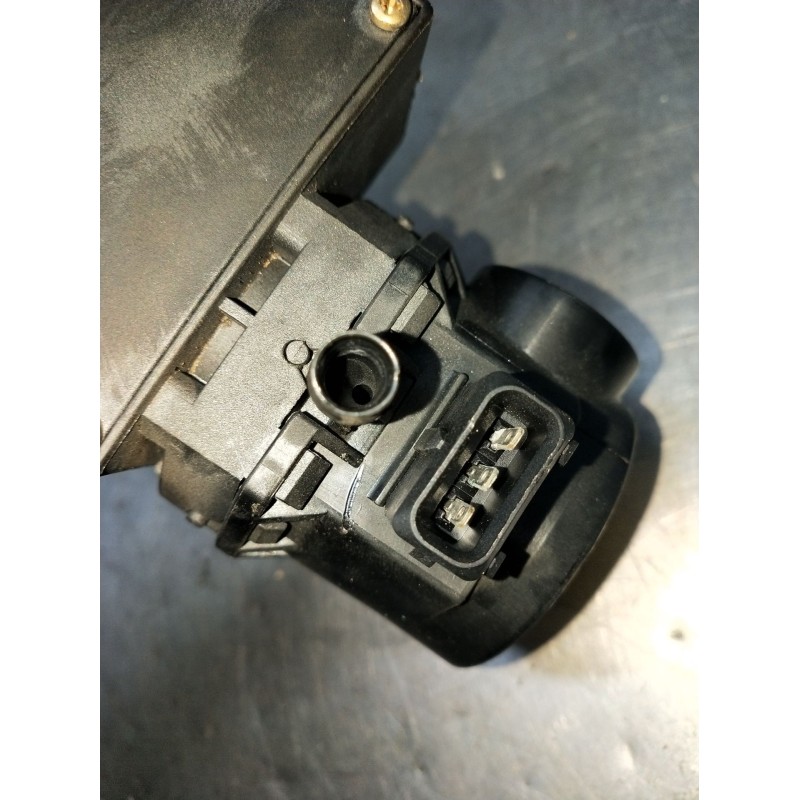 Recambio de compresor cierre centralizado para seat ibiza ii (6k1) 1.4 i referencia OEM IAM 1L0862257A  1993