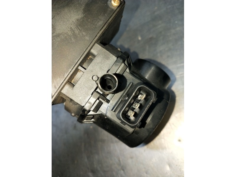 Recambio de compresor cierre centralizado para seat ibiza ii (6k1) 1.4 i referencia OEM IAM 1L0862257A  1993