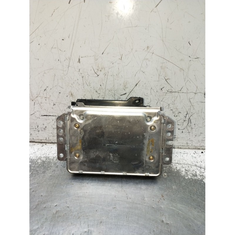 Recambio de centralita motor uce para opel ascona c (j82) 2.0 i cat (f11, m11, f68, m68) referencia OEM IAM 0261200104 90280357 