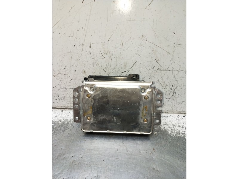 Recambio de centralita motor uce para opel ascona c (j82) 2.0 i cat (f11, m11, f68, m68) referencia OEM IAM 0261200104 90280357 