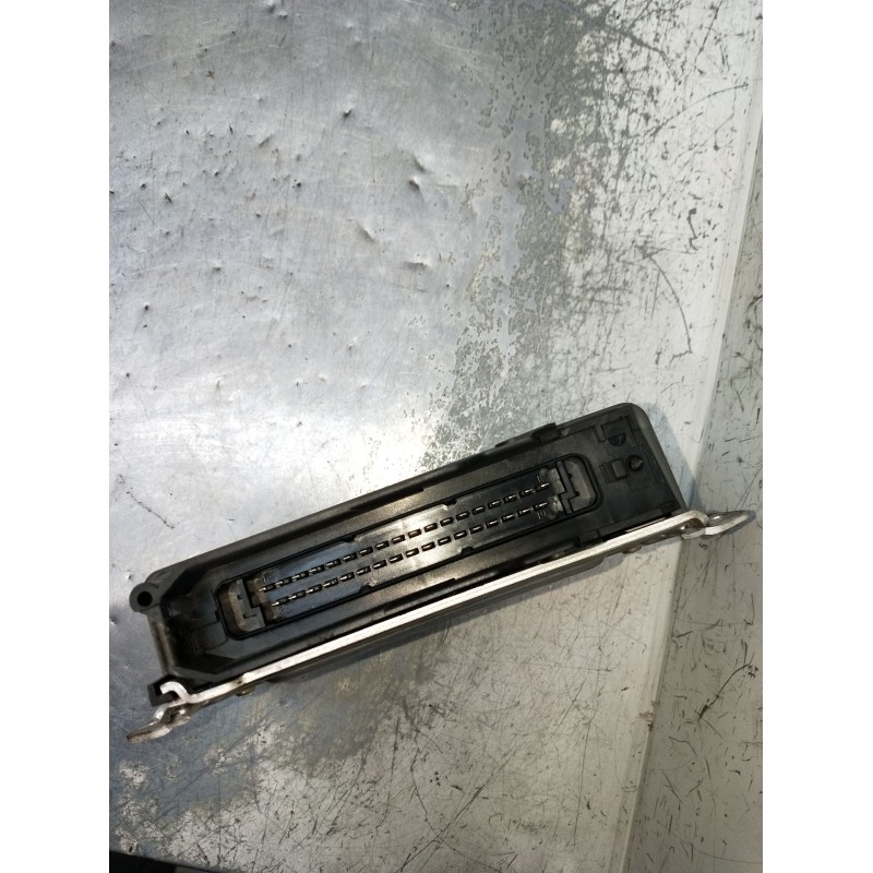 Recambio de centralita motor uce para opel ascona c (j82) 2.0 i cat (f11, m11, f68, m68) referencia OEM IAM 0261200104 90280357 