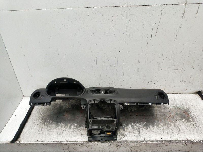 Recambio de kit airbag para renault clio iii (br0/1, cr0/1) 1.2 16v (br02, br0j, br11, cr02, cr0j, cr11) referencia OEM IAM 8201