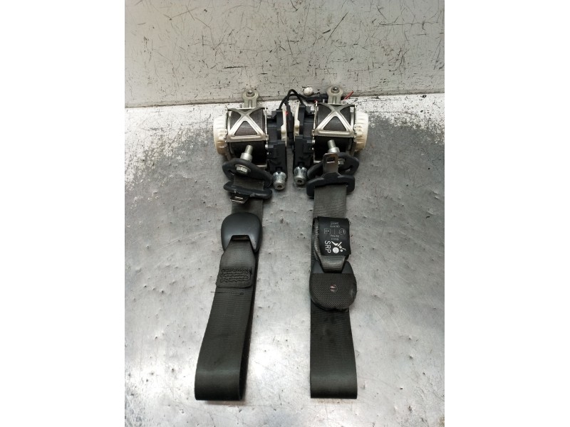 Recambio de kit airbag para renault clio iii (br0/1, cr0/1) 1.2 16v (br02, br0j, br11, cr02, cr0j, cr11) referencia OEM IAM 8201