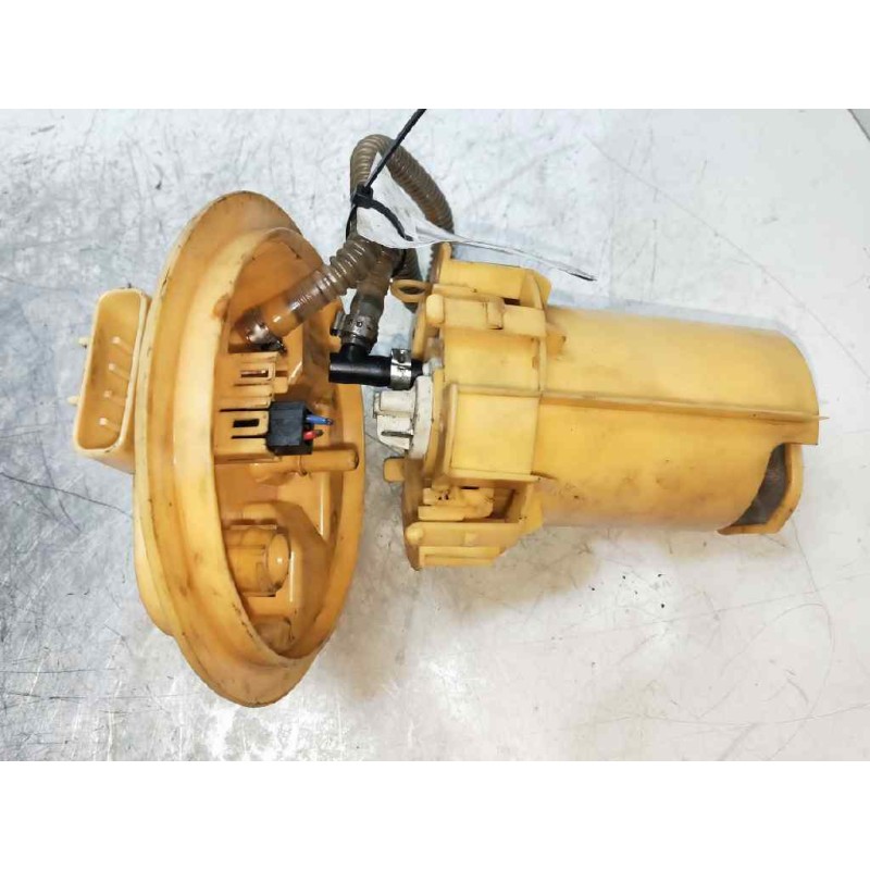 Recambio de bomba combustible para opel vectra c berlina 1.9 16v cdti cat (z 19 dth / lrd) referencia OEM IAM 228216003023 00824